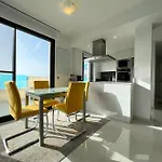 公寓 Penthouse Center Torrevieja, Private Terrace, Near The