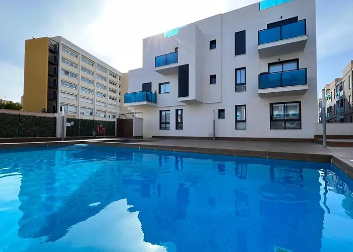 Penthouse Center Torrevieja, Private Terrace, Near The