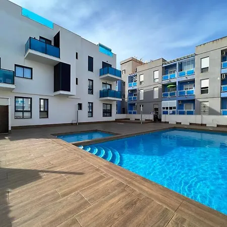 Penthouse Center Torrevieja, Private Terrace, Near The * Torrevieja