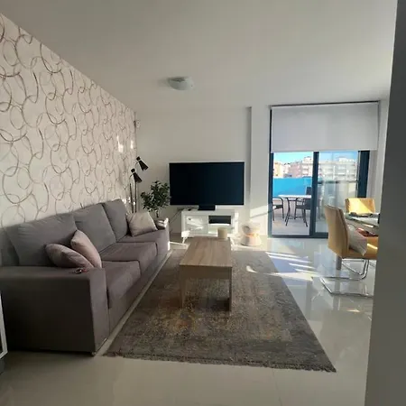 Apartment Penthouse Center Torrevieja, Private Terrace, Near The Torrevieja